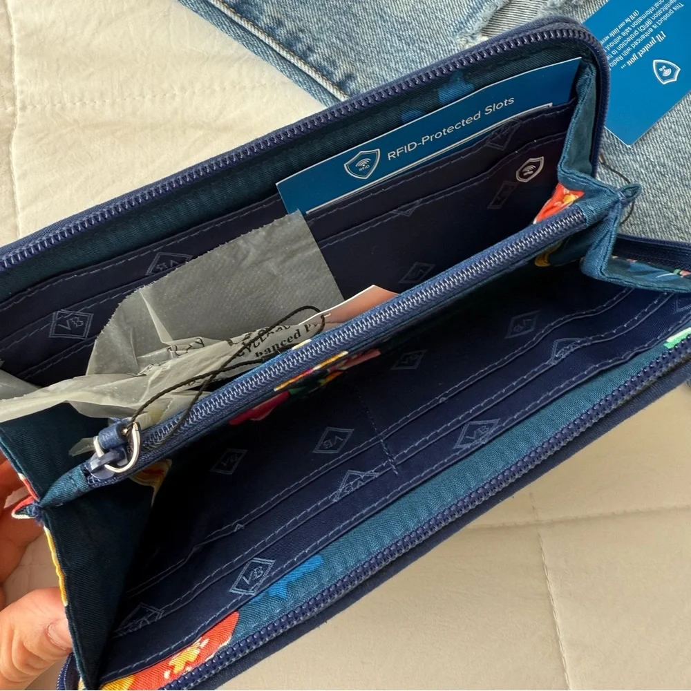 Vera Bradley Full Zip Wallet Blue Gray Teal Plaid Check Brand‎ New